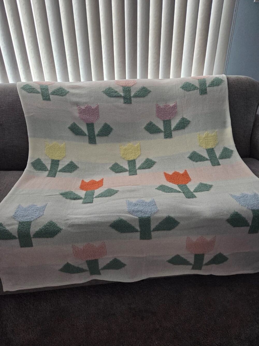 Pillowfort Tulip Knit Throw Blanket Pastel Floral 48x58 Kids Spring Target